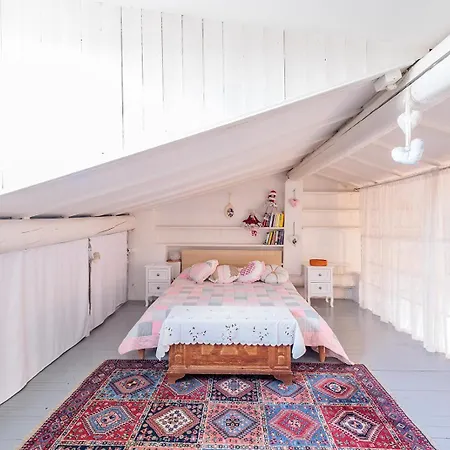 Claire's Attic Apartment Bergamo