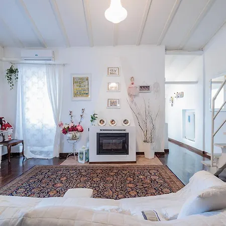 Claire's Attic * Bergamo